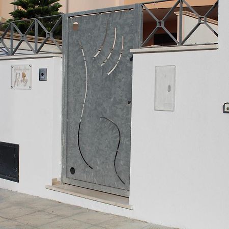 Holiday House Rosy Cavallino di Lecce Exterior photo